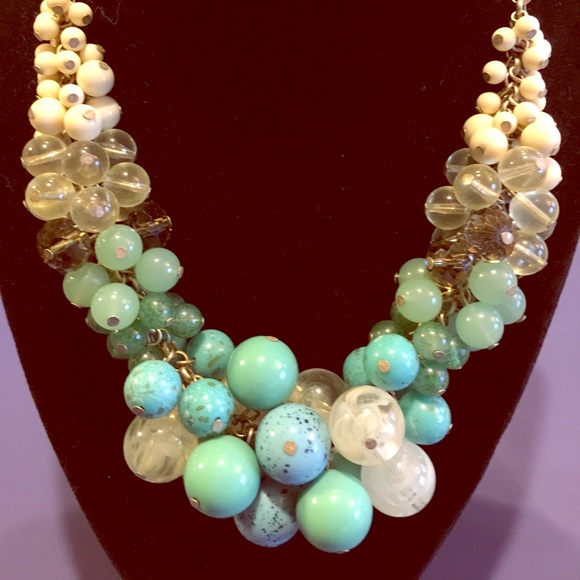 Lia Sophia Necklace - Picture 1 of 1